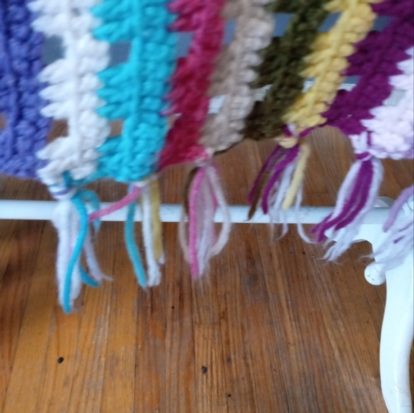 Handmade Granny Crochet Multi Color Rosanne Prairie 90s Throw Blanket 66"x48” - Picture 3 of 4